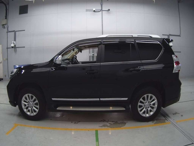 TOYOTA LAND CRUISER PRADO 2015