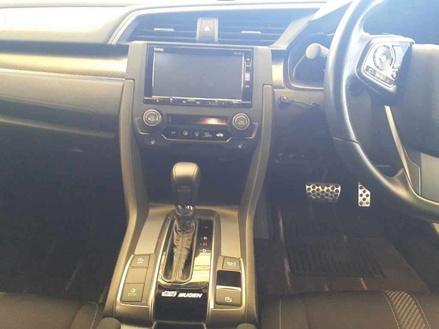 HONDA CIVIC 2018