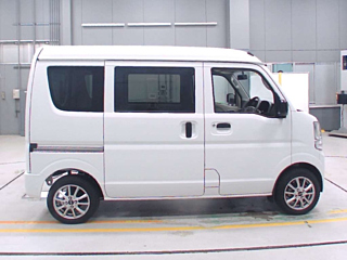 NISSAN CLIPPER VAN 2023