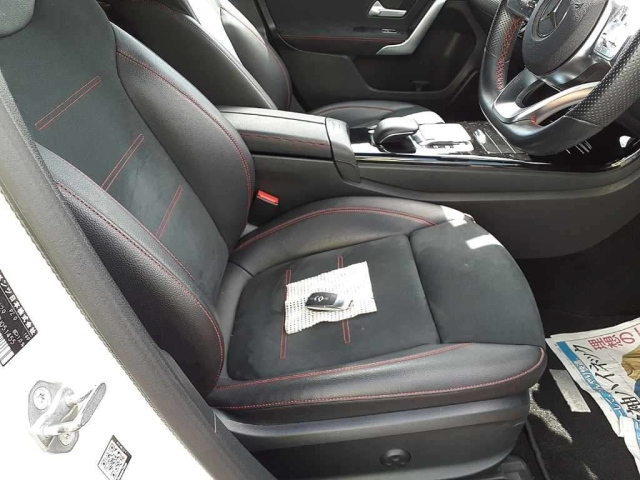 MERCEDES BENZ A CLASS 2018