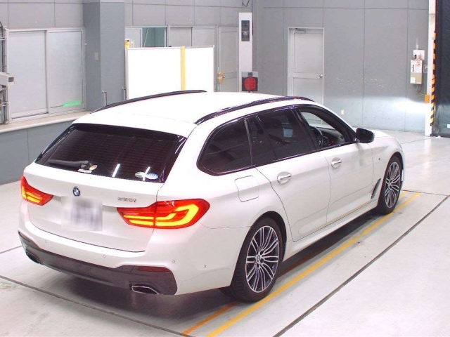 BMW 5 SERIES 2017
