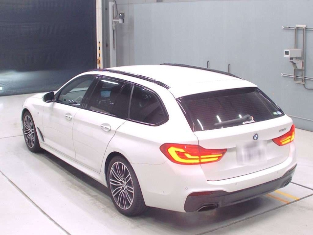 BMW 5 SERIES 2017