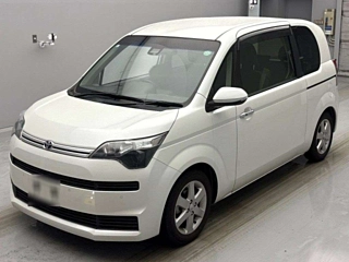 TOYOTA SPADE 2019