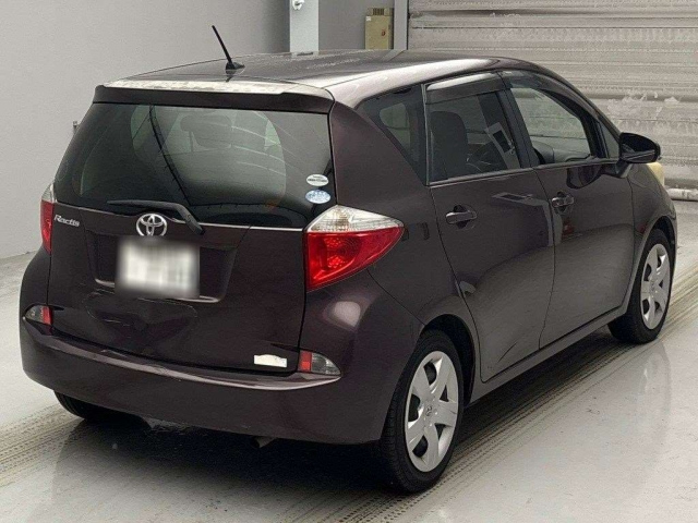 TOYOTA RACTIS 2011
