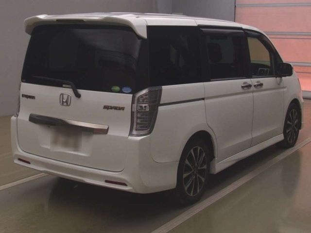 HONDA STEP WAGON 2015