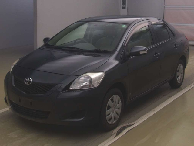 TOYOTA BELTA 2011