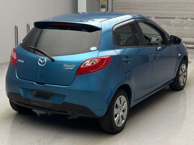 MAZDA DEMIO 2013