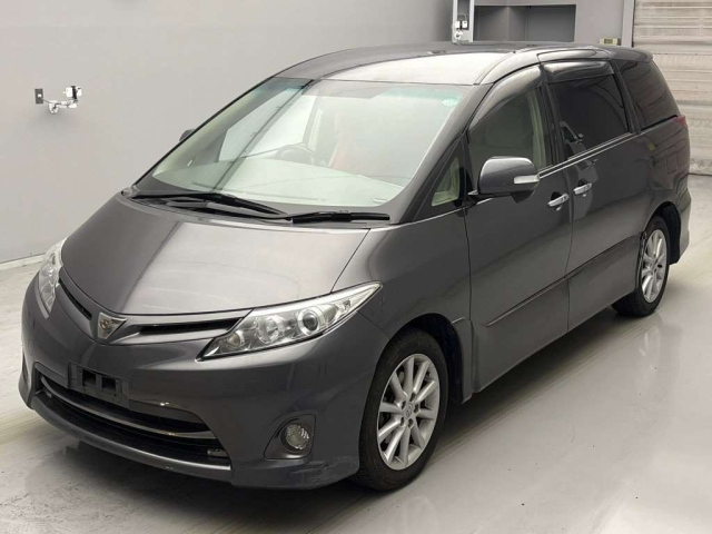 TOYOTA ESTIMA 2009