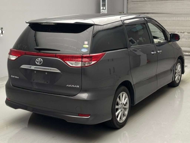 TOYOTA ESTIMA 2009