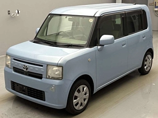TOYOTA PIXIS SPACE 2013