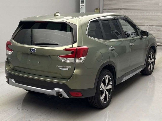 SUBARU FORESTER 2021