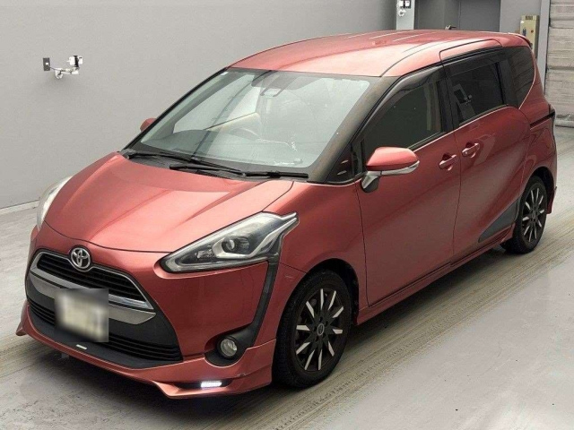 TOYOTA SIENTA 2017