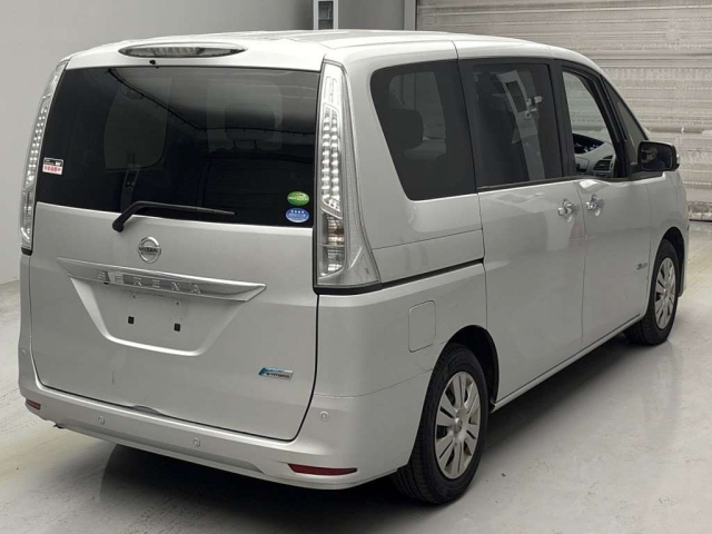 NISSAN SERENA 2014