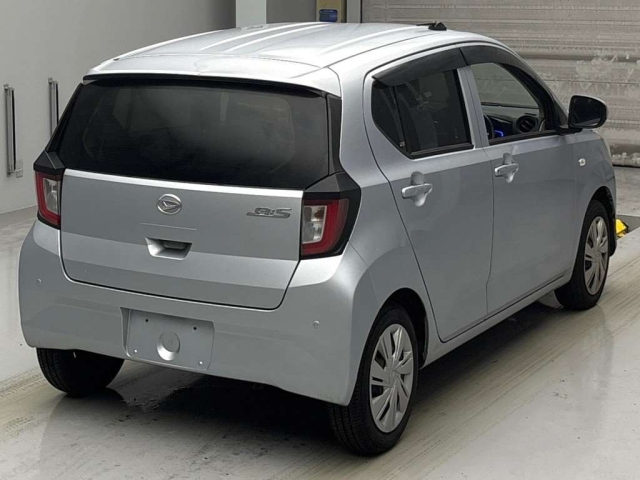 DAIHATSU MIRA E S 2022