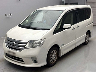 NISSAN SERENA 2013