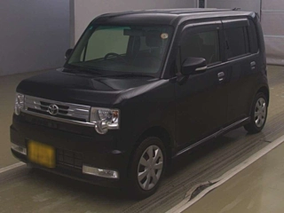 TOYOTA PIXIS SPACE 2015