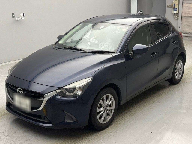 MAZDA DEMIO 2016
