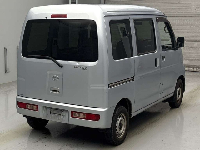 DAIHATSU HIJET VAN 2014