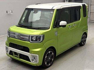 DAIHATSU WAKE 2016