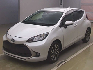 TOYOTA AQUA 2022