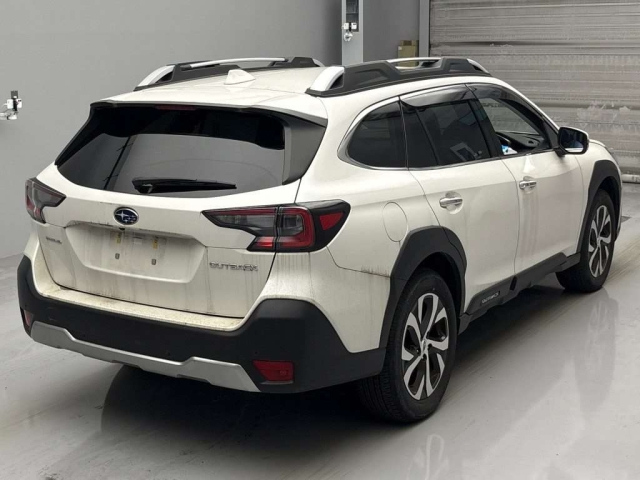 SUBARU LEGACY OUTBACK 2022