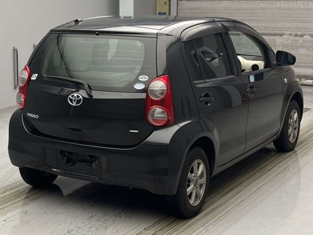 TOYOTA PASSO 2011