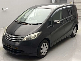 HONDA FREED 2010