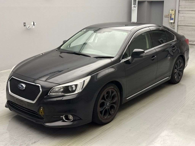 SUBARU LEGACY B4 2017
