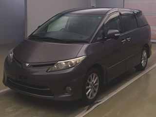 TOYOTA ESTIMA 2010