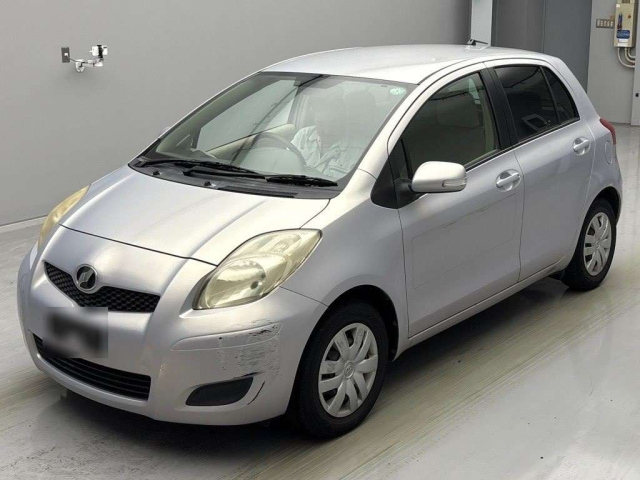 TOYOTA VITZ 2009