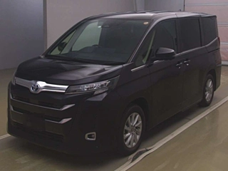 TOYOTA NOAH 2023