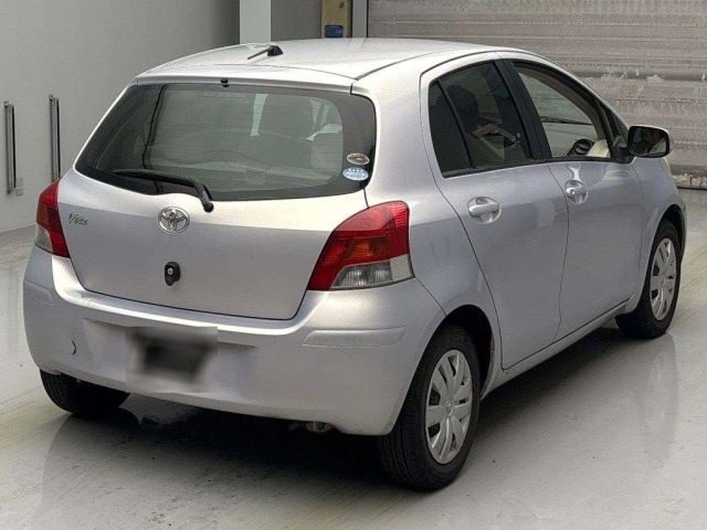TOYOTA VITZ 2009