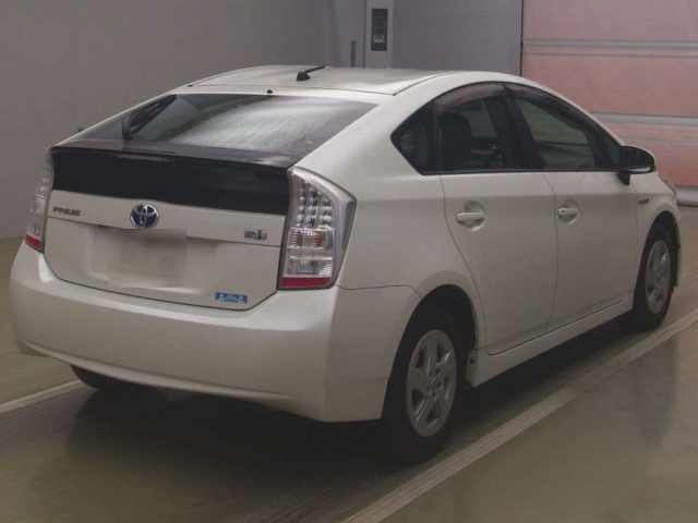TOYOTA PRIUS 2009