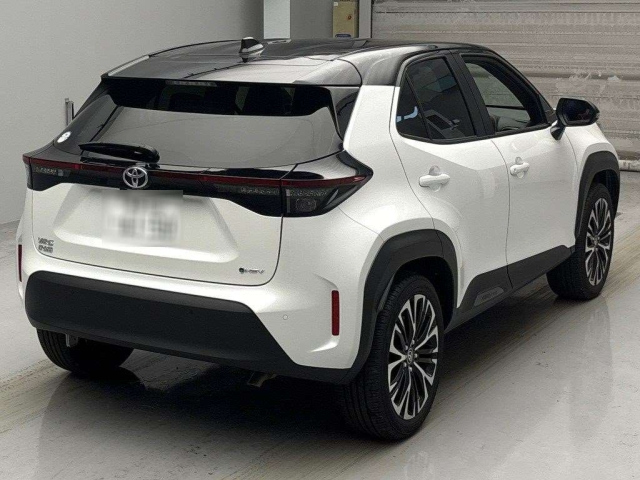 TOYOTA YARIS CROSS 2025