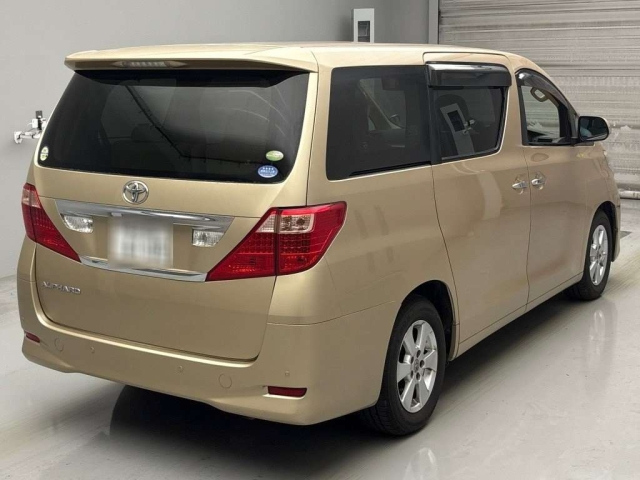 TOYOTA ALPHARD 2009
