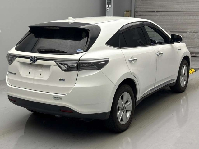 TOYOTA HARRIER 2014