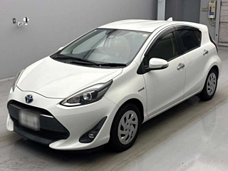 TOYOTA AQUA 2018