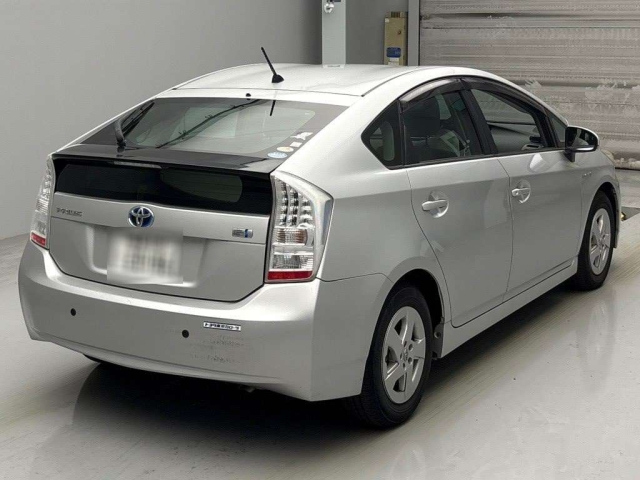 TOYOTA PRIUS 2010