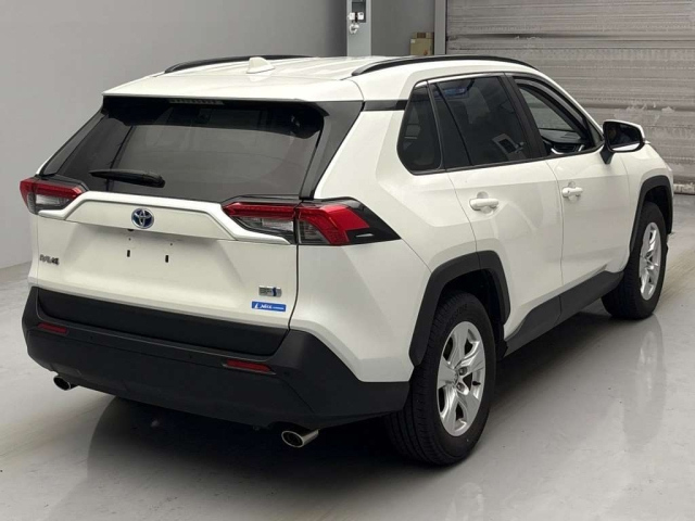 TOYOTA RAV4 2021