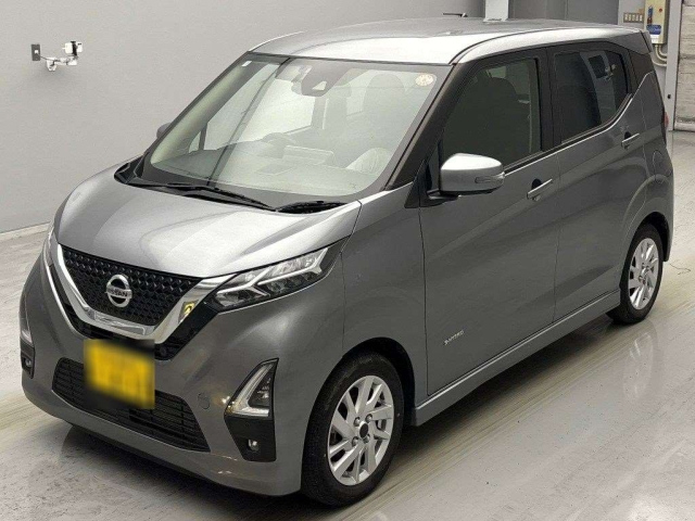NISSAN DAYZ 2022