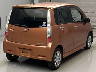 DAIHATSU MOVE 2011