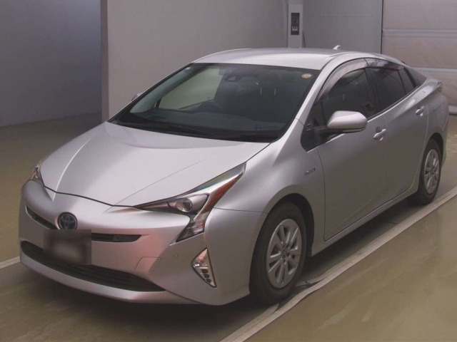 TOYOTA PRIUS 2017