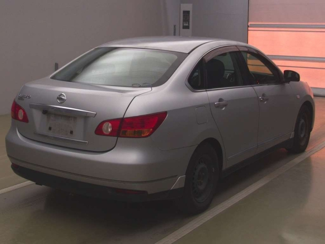 NISSAN SYLPHY 2011