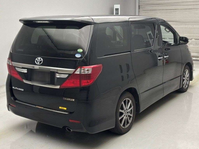 TOYOTA ALPHARD 2014