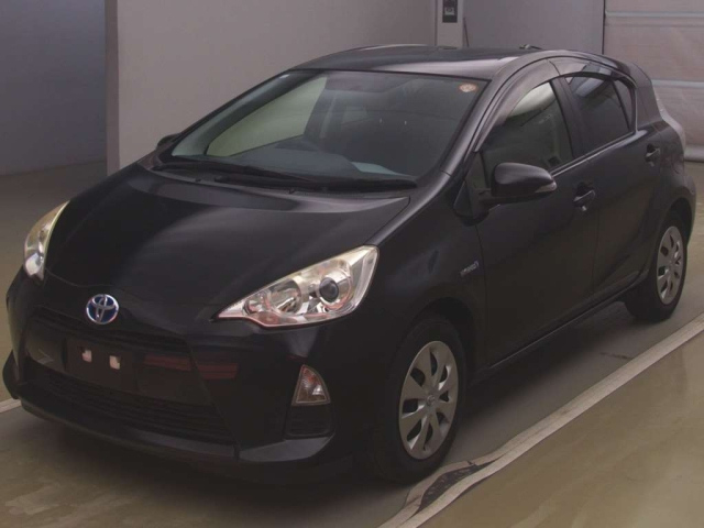 TOYOTA AQUA 2014
