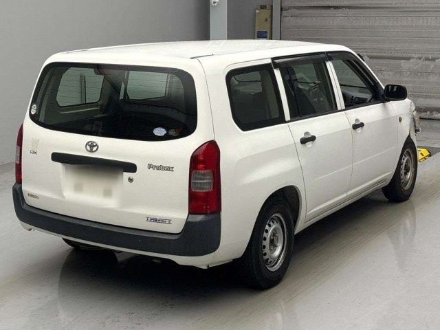 TOYOTA PROBOX 2011