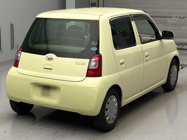 DAIHATSU ESSE 2010