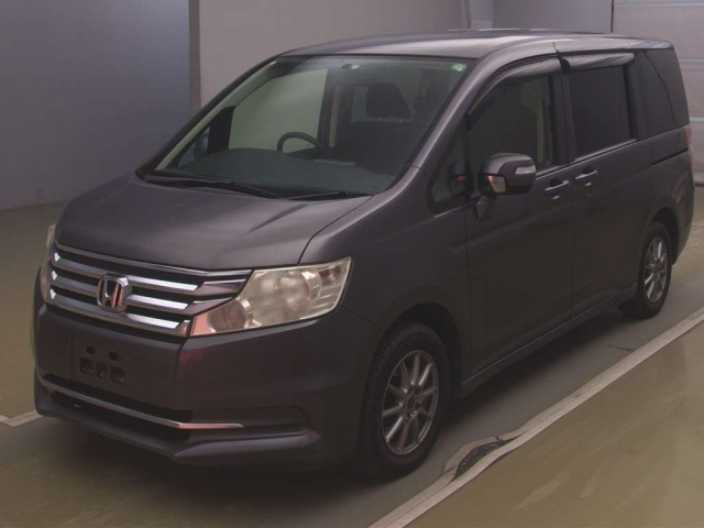 HONDA STEP WAGON 2013