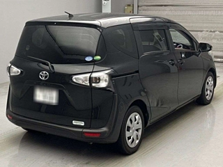 TOYOTA SIENTA 2016