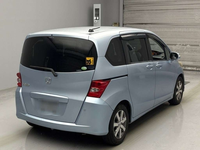 HONDA FREED 2008